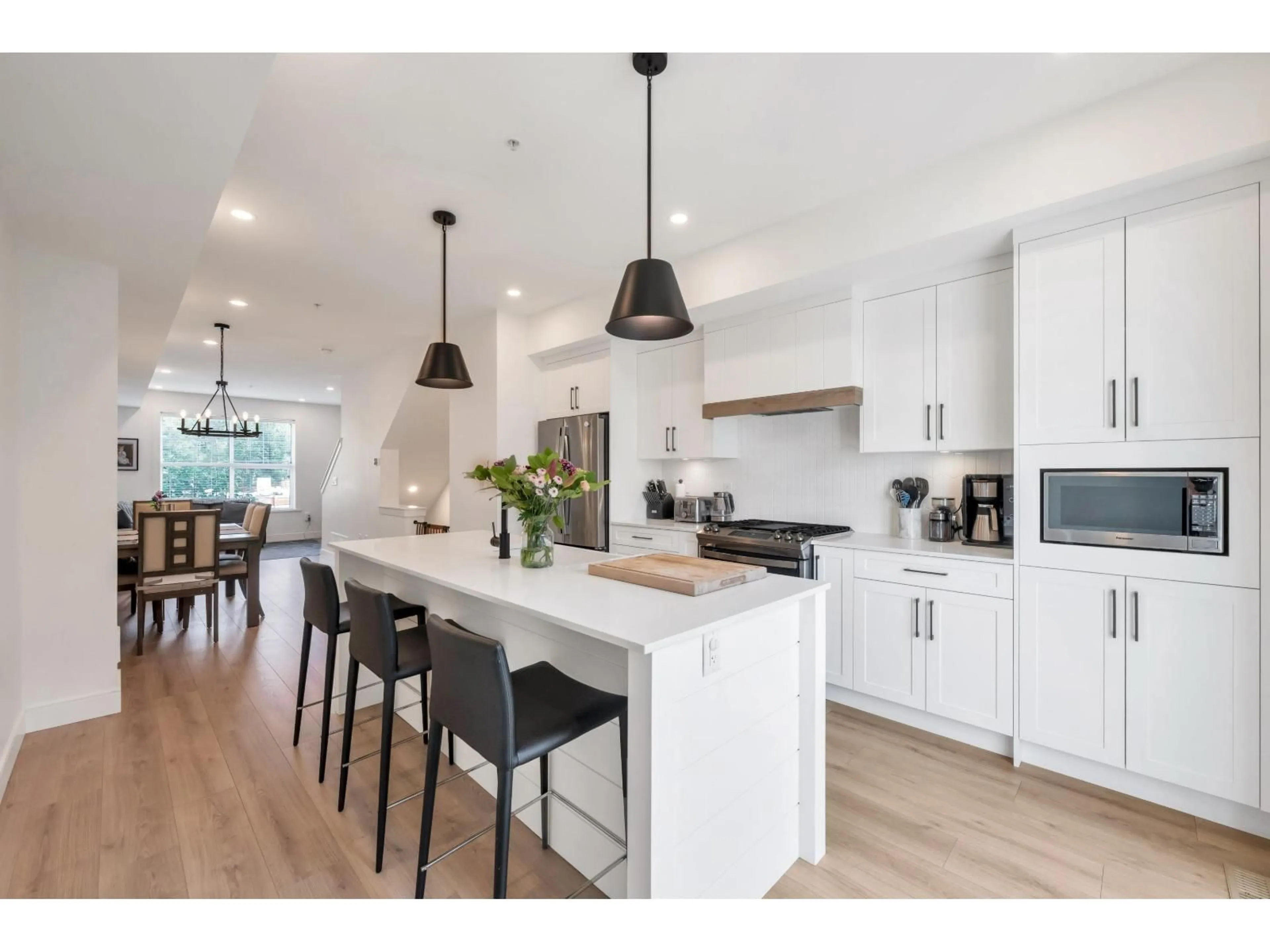 Open concept kitchen, unknown for 104 - 7967 197 STREET, Langley British Columbia V2Y3P1
