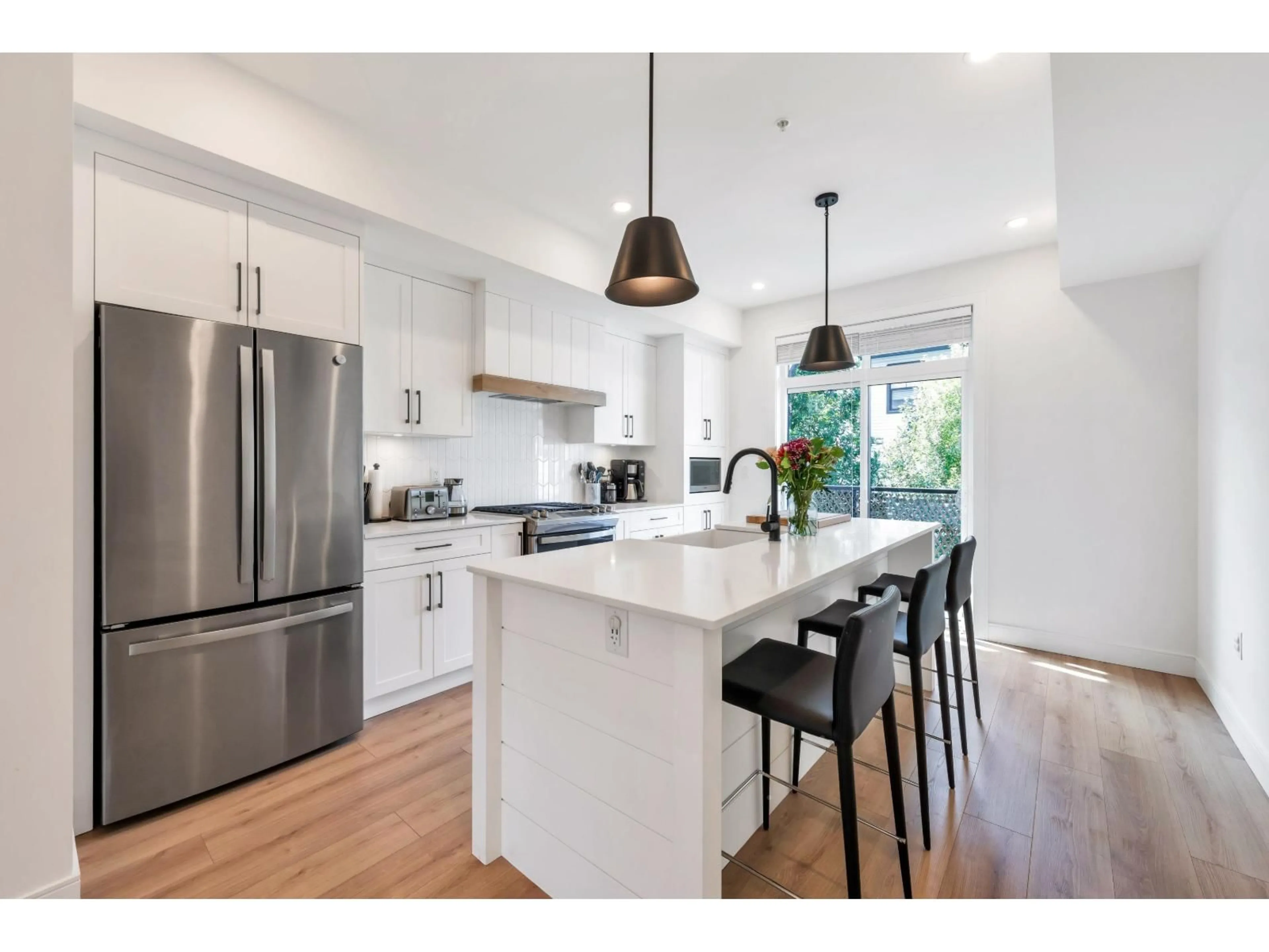 Open concept kitchen, unknown for 104 - 7967 197 STREET, Langley British Columbia V2Y3P1