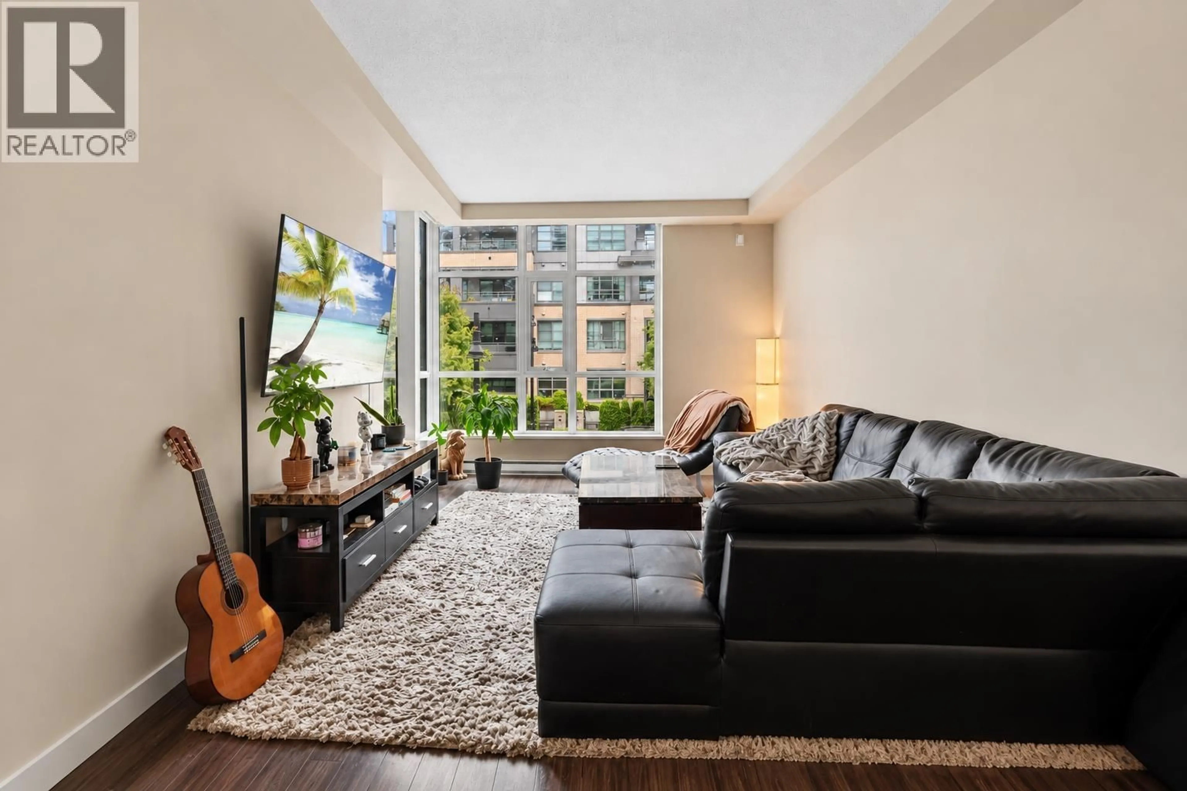 Living room with furniture, unknown for 104 - 578 EMERSON STREET, Coquitlam British Columbia V3J0G4