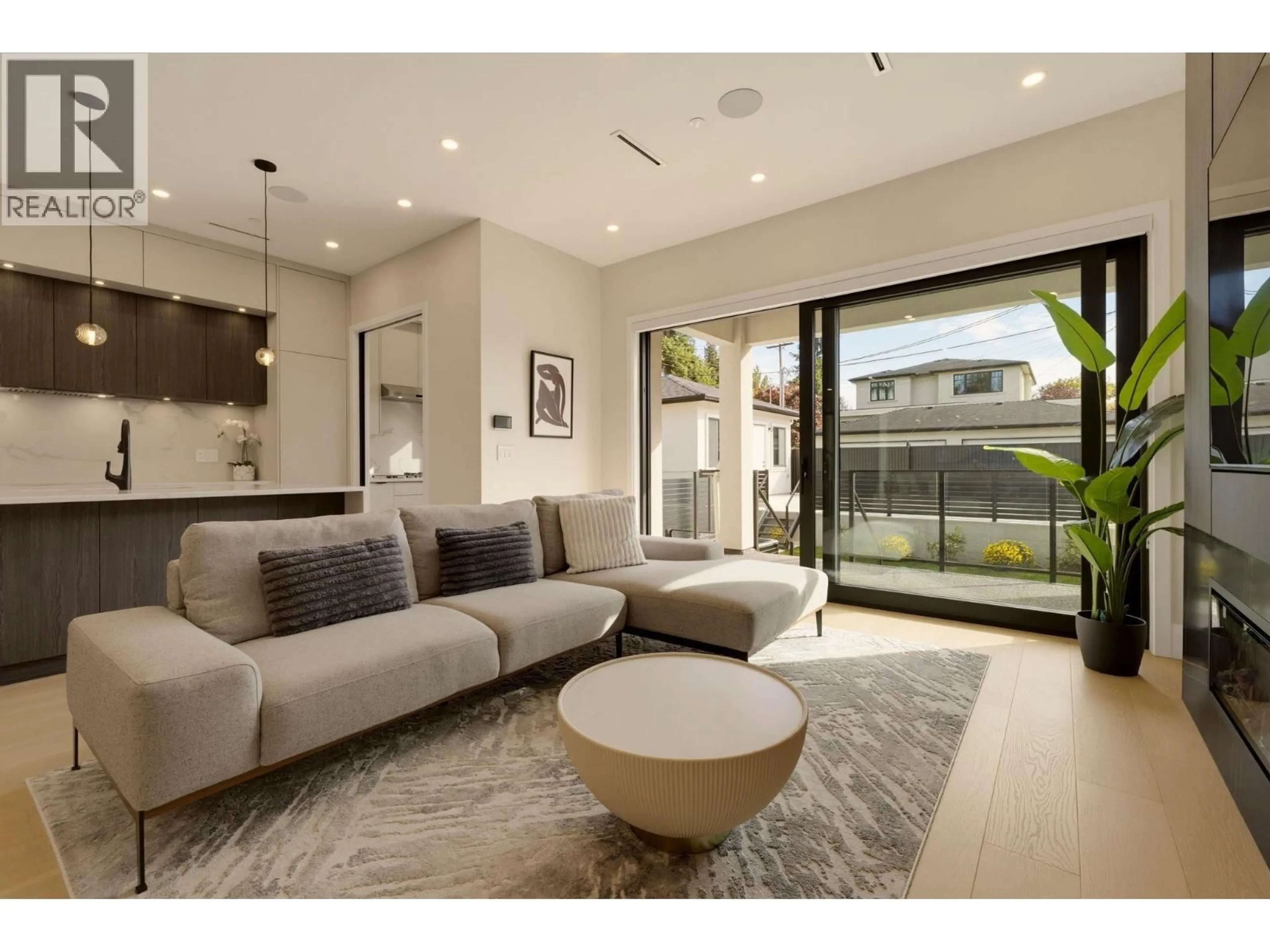 Living room with furniture, unknown for 2118 21ST AVENUE, Vancouver British Columbia V6L1J3