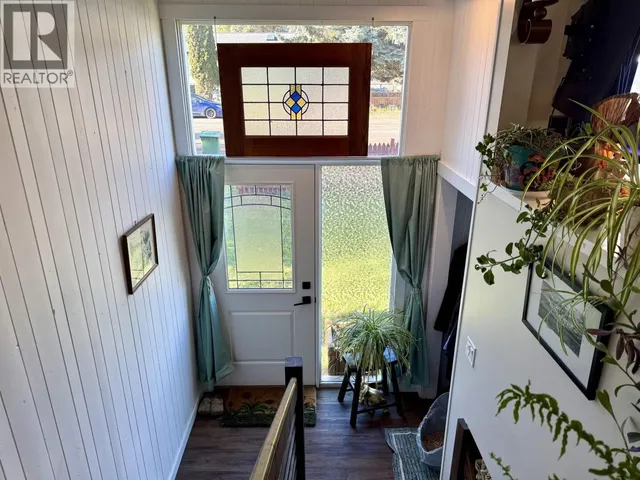 4186 2ND AVENUE, Smithers 5