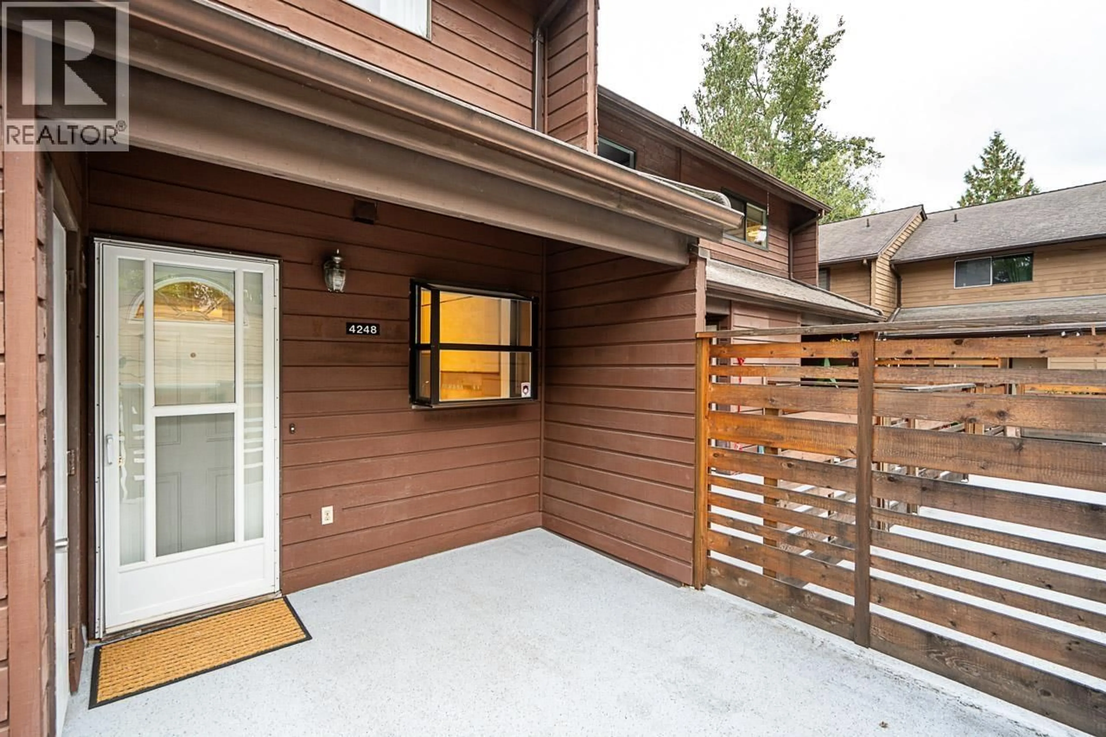 Patio, street for 4248 GARDEN GROVE DRIVE, Burnaby British Columbia V5G4G6