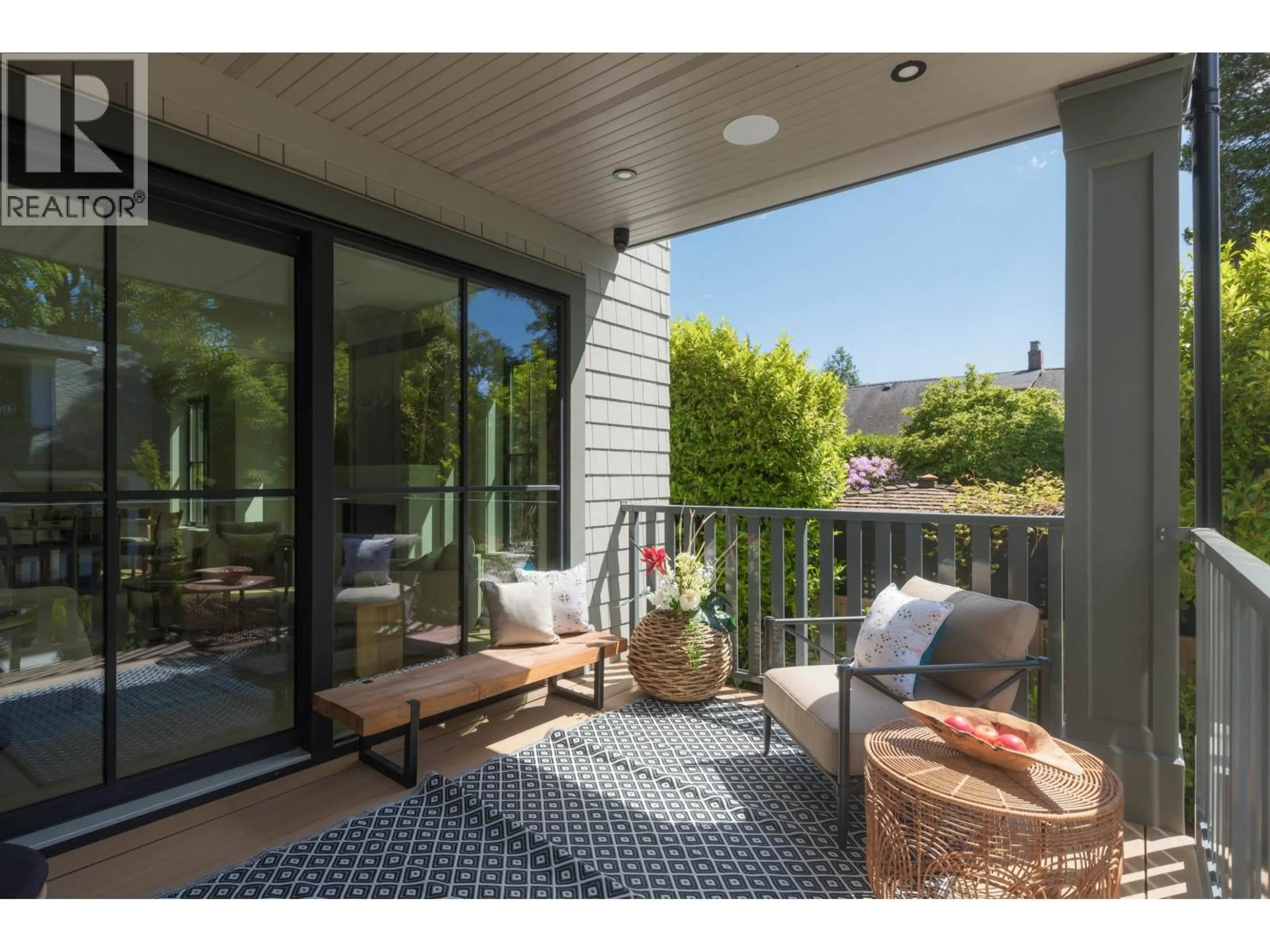 Patio, mountain view for 5593 MACKENZIE STREET, Vancouver British Columbia V6N1H1