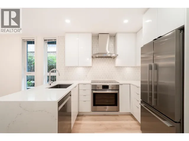 101 - 562 7TH AVENUE, Vancouver 3