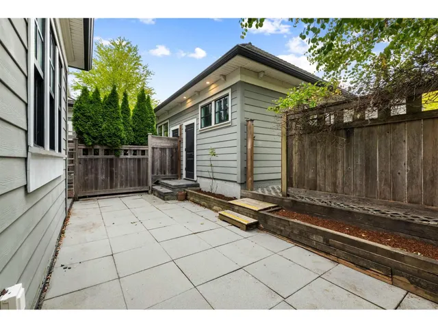 15337 34 AVENUE, Surrey 5