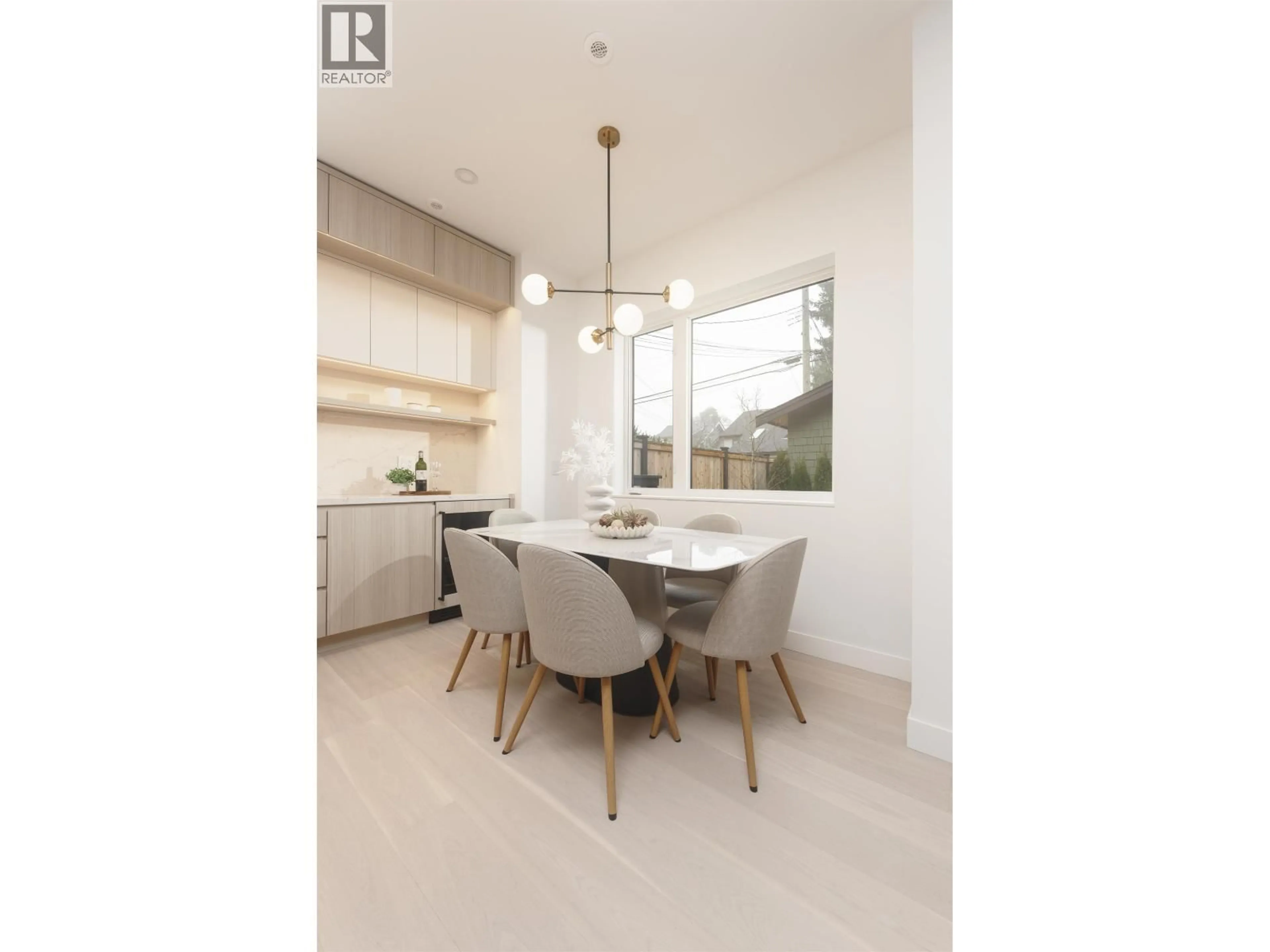 Unknown for 2 - 2755 11TH AVENUE, Vancouver British Columbia V6K2L8