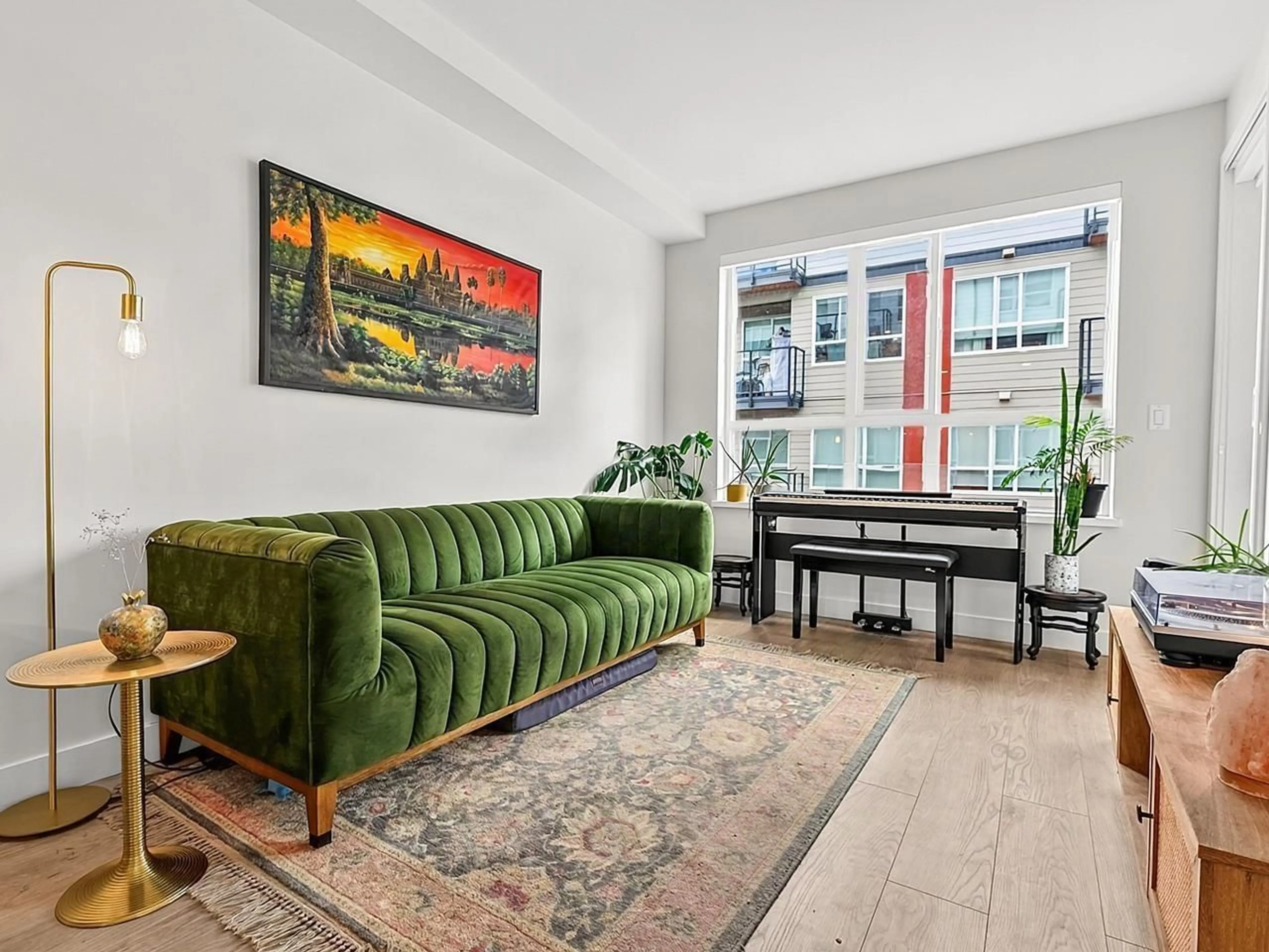 Living room with furniture, unknown for 421 - 13238 105 AVENUE, Surrey British Columbia V3T0W1