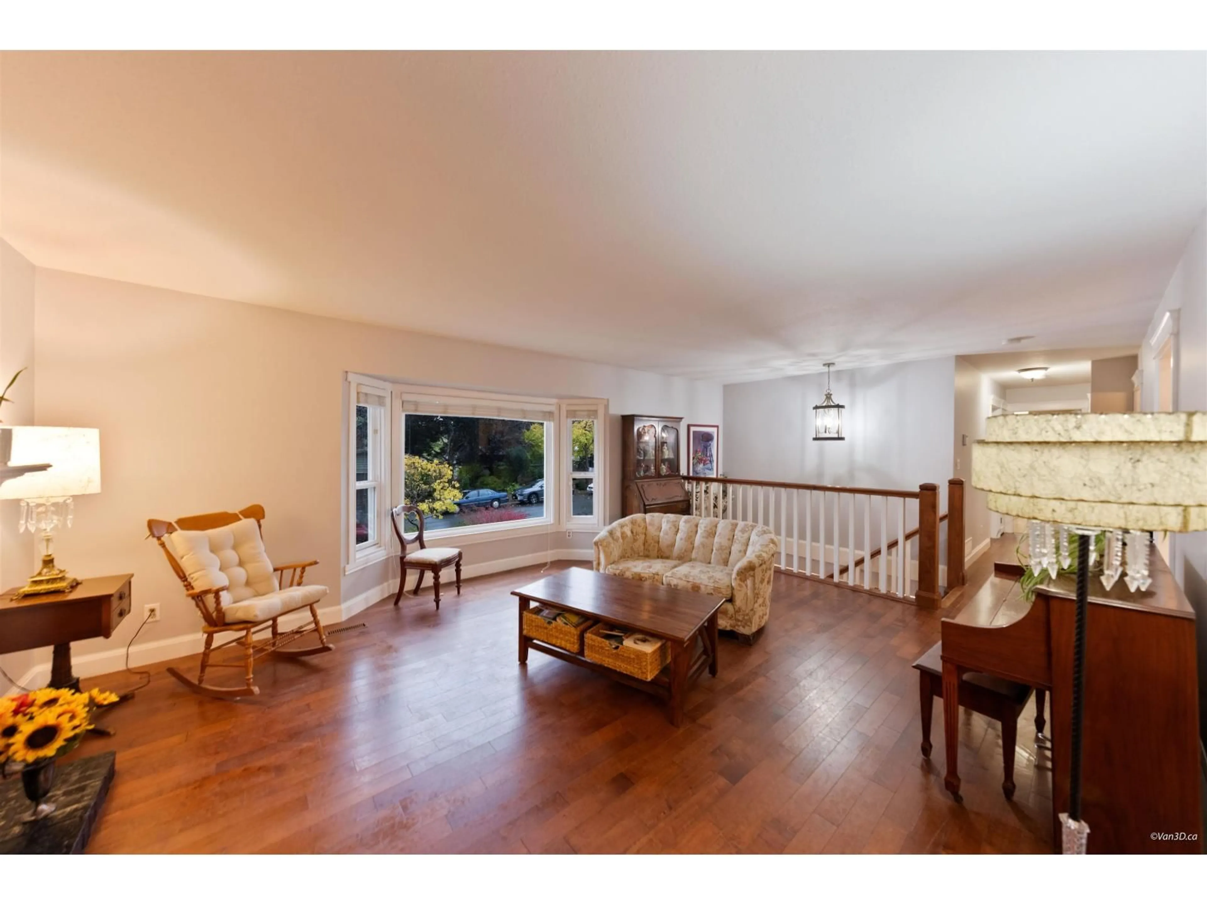 Living room with furniture, wood/laminate floor for 17245 59A AVENUE, Surrey British Columbia V3S5S4