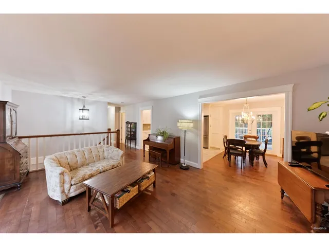 17245 59A AVENUE, Surrey 4