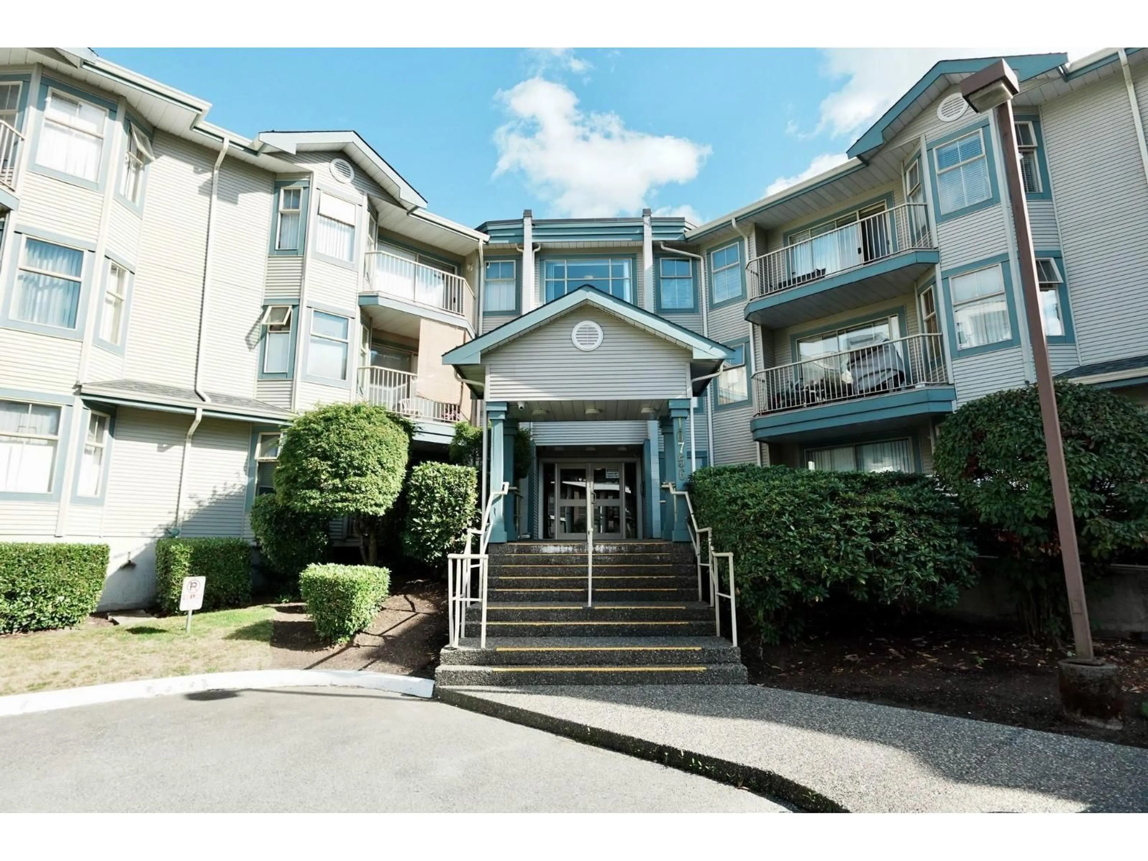 Unknown for 313 - 10756 138 STREET, Surrey British Columbia V3T4K5