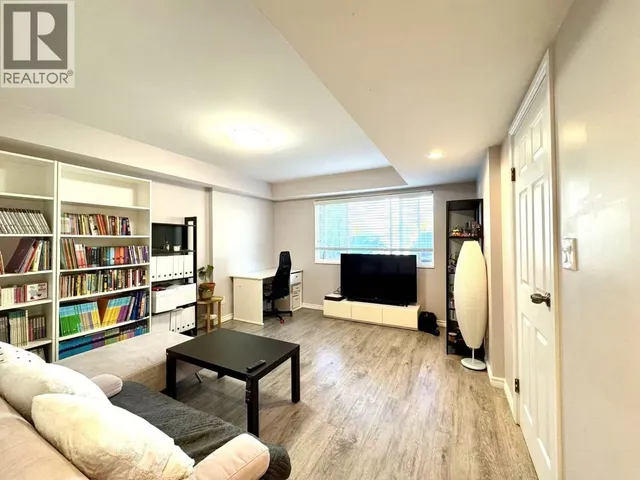 1818 FRASER AVENUE, Port Coquitlam 4