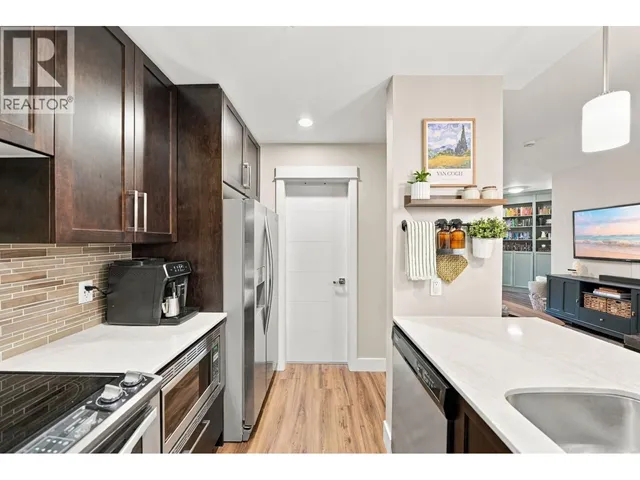 218 - 2495 WILSON AVENUE, Port Coquitlam 3