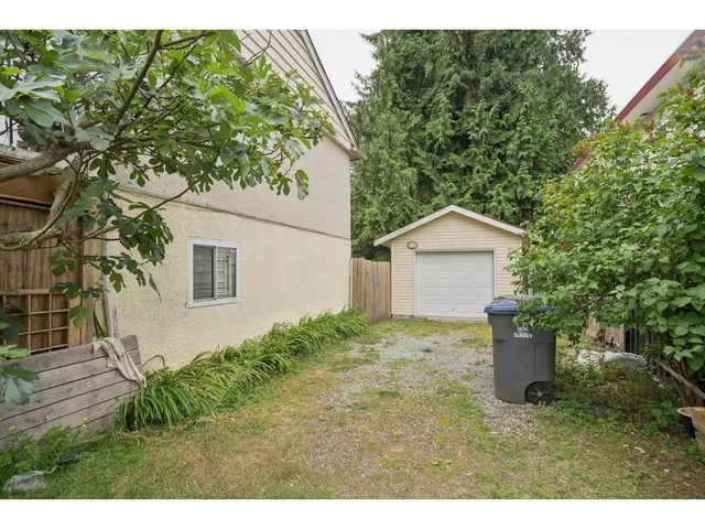 12882 100 AVENUE, Surrey 3