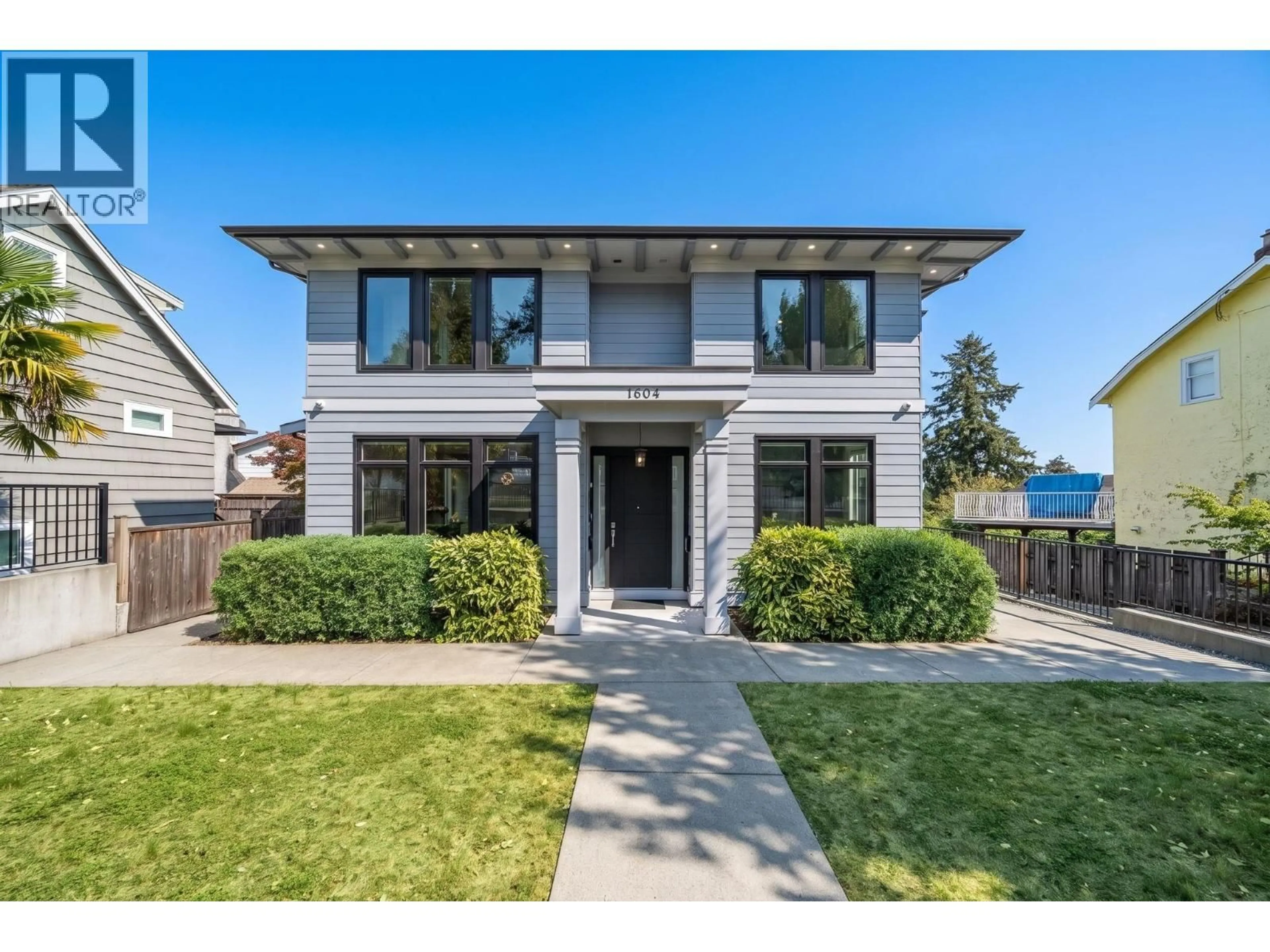 Home with brick exterior material, street for 1604 HAMILTON STREET, New Westminster British Columbia V3M2N8