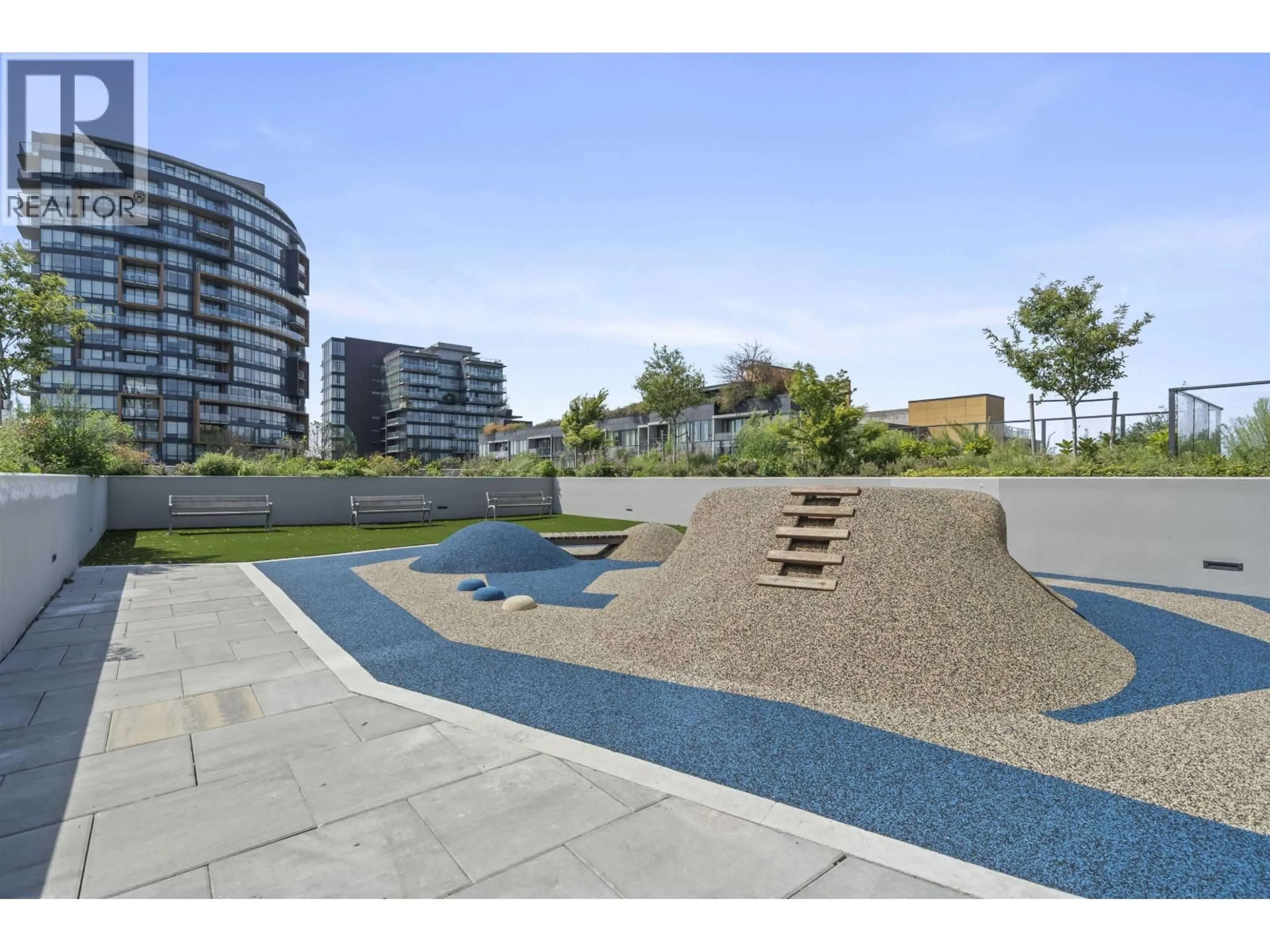 Pool for 407 - 8415 GRANVILLE STREET, Vancouver British Columbia V6P0M2