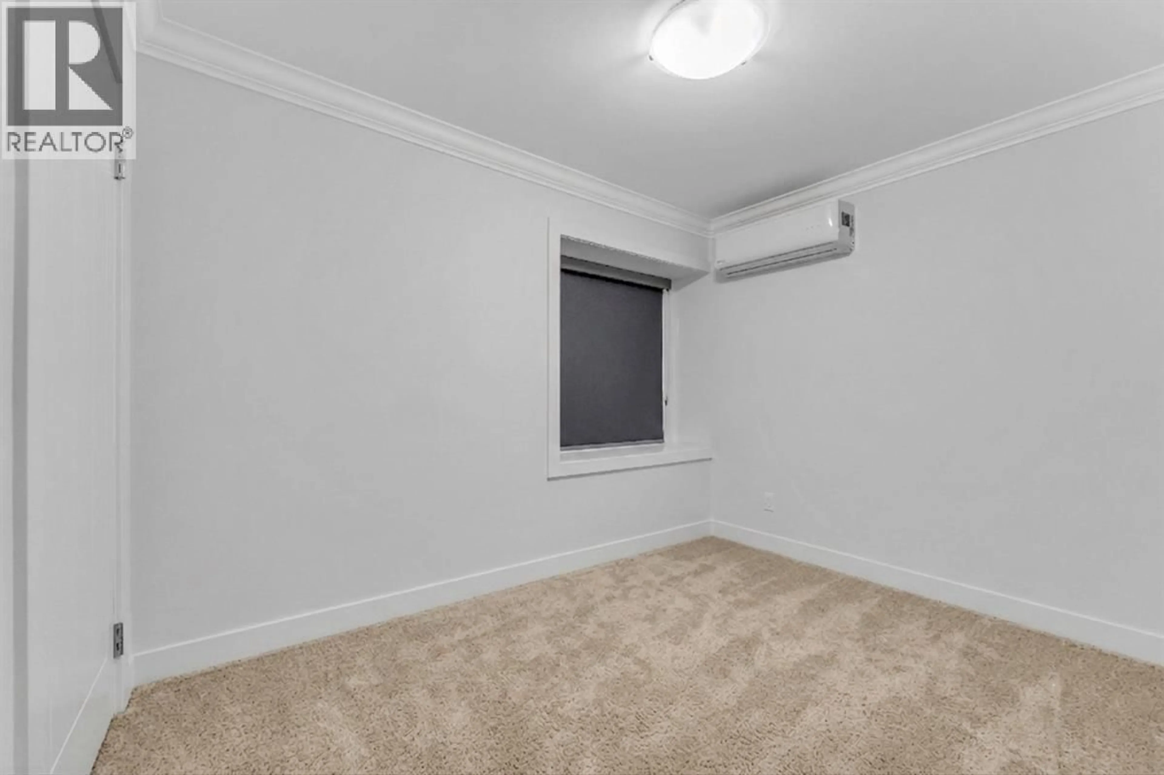 A pic of a room for 907 HARRIS AVENUE, Coquitlam British Columbia V3K1S2