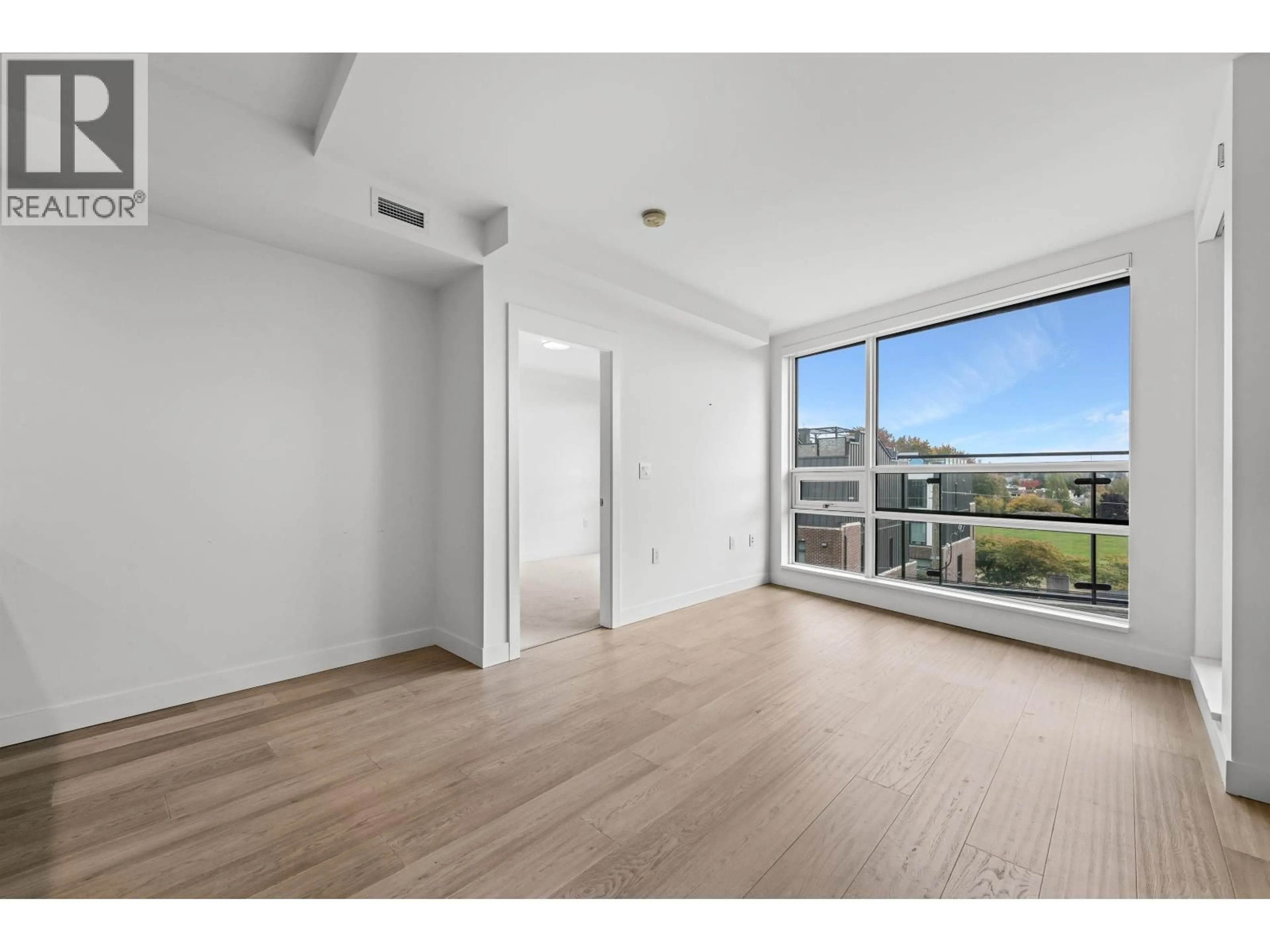 A pic of a room for 408 - 7638 CAMBIE STREET, Vancouver British Columbia V6P3H7