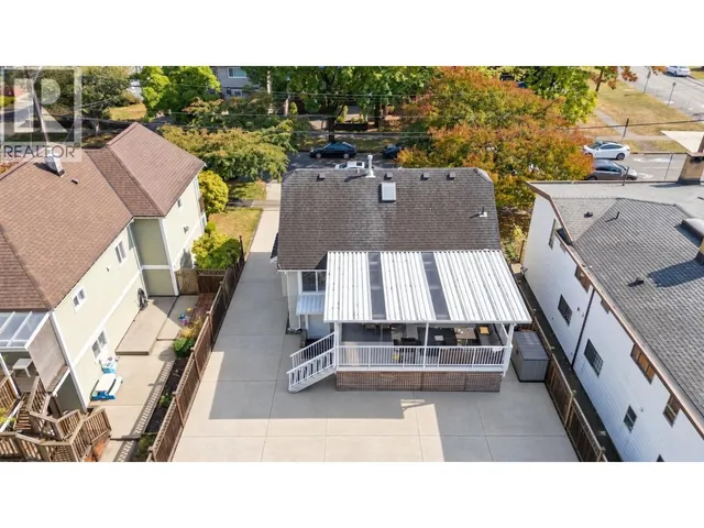 413 SEVENTH AVENUE, New Westminster 3