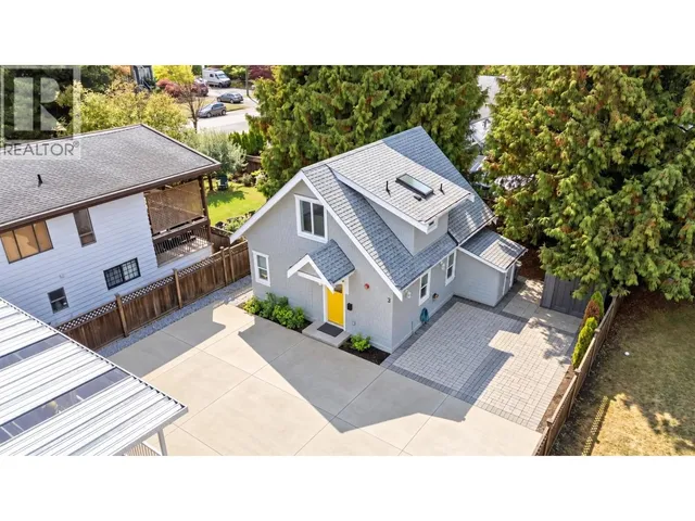 413 SEVENTH AVENUE, New Westminster 4