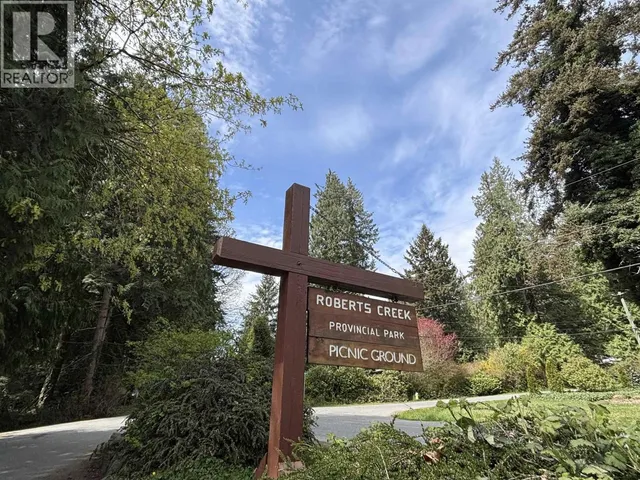 1291 MARLENE ROAD, Roberts Creek 4