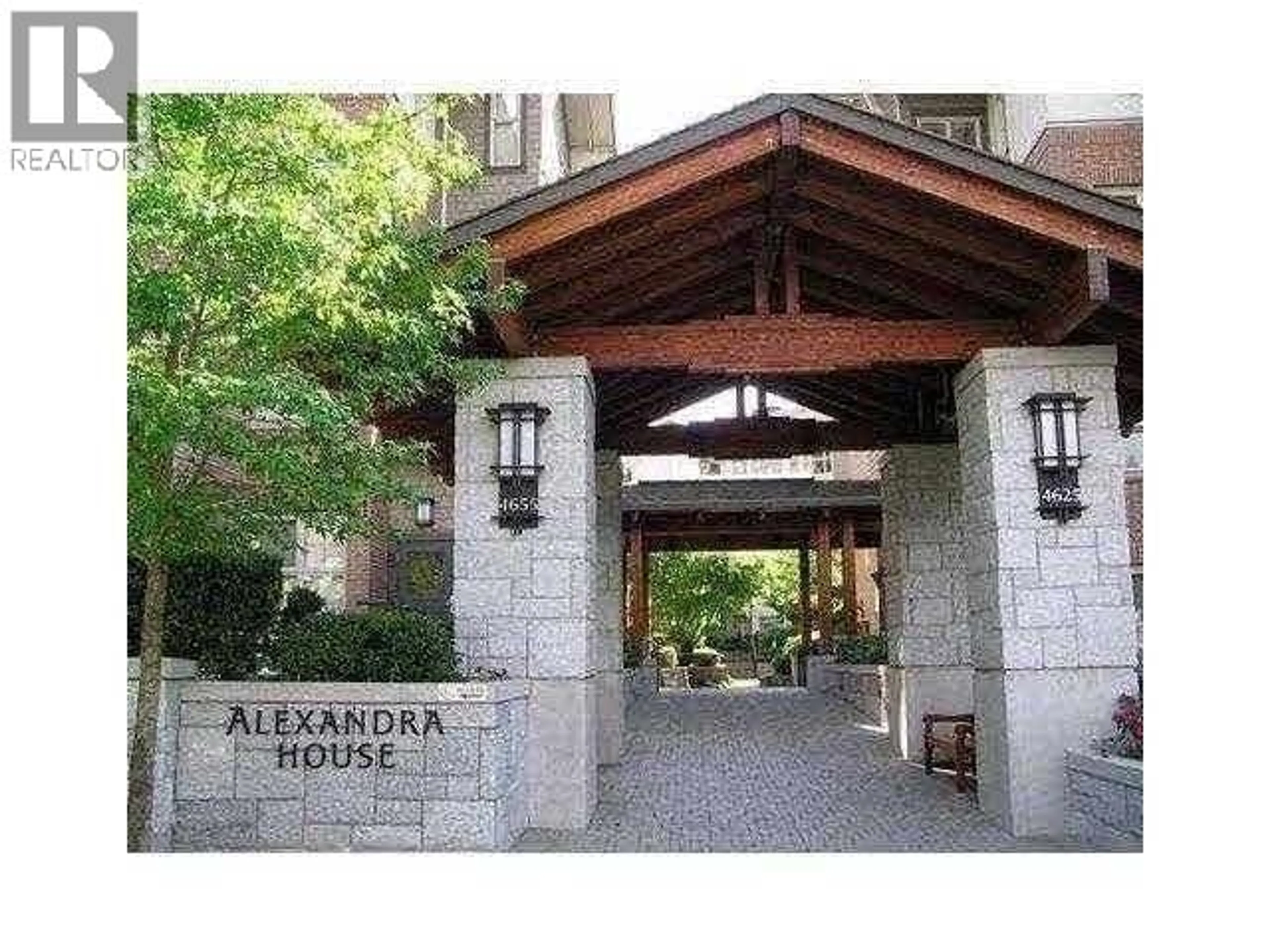 Indoor foyer for 1213 - 4655 VALLEY DRIVE, Vancouver British Columbia V6J5L6