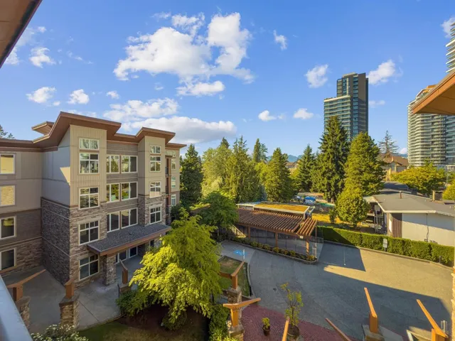 415 - 10237 133 STREET, Surrey 2