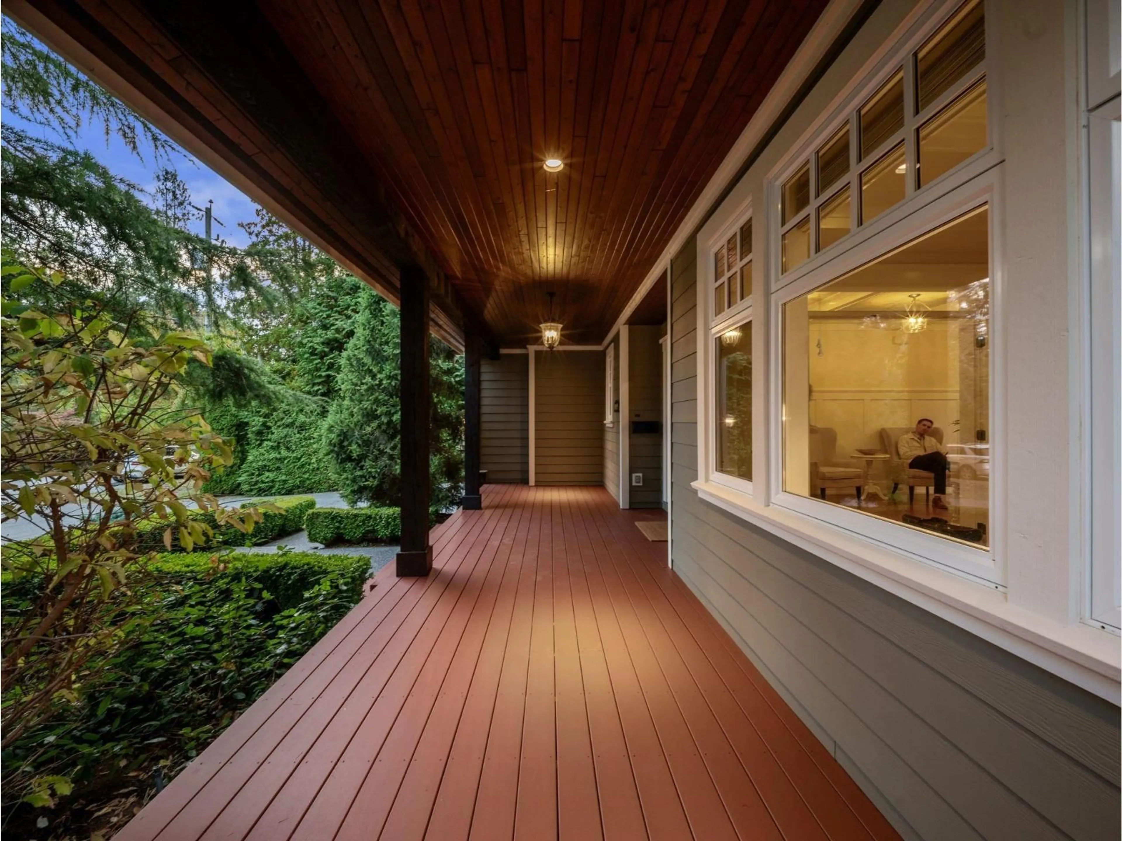 Unknown for 13029 14 AVENUE, Surrey British Columbia V4A1G4