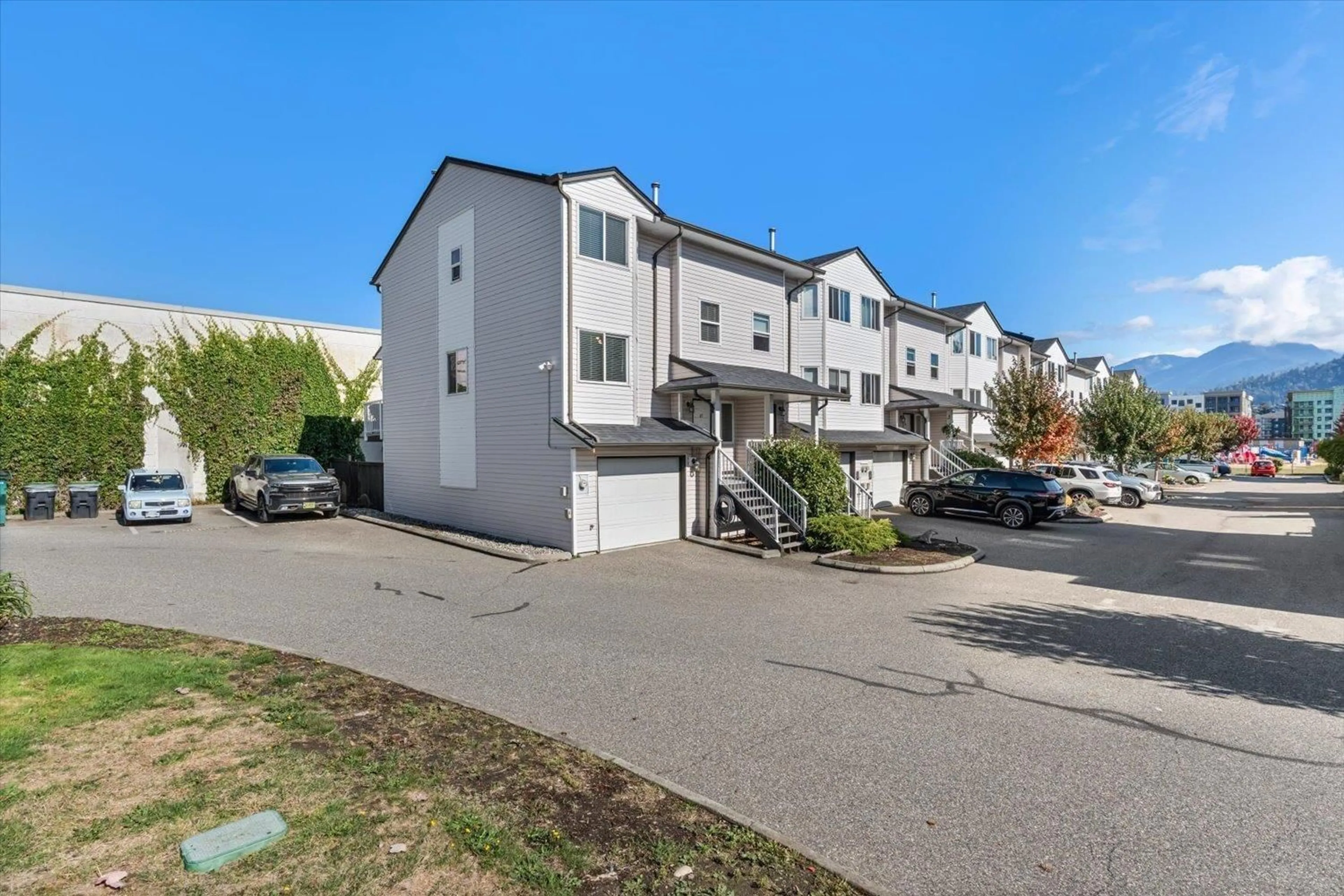A pic from outside/outdoor area/front of a property/back of a property/a pic from drone, street for 47 - 5950 VEDDER ROAD, Chilliwack British Columbia V2R3P2