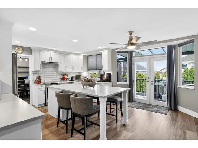 8277 153B STREET, Surrey 3