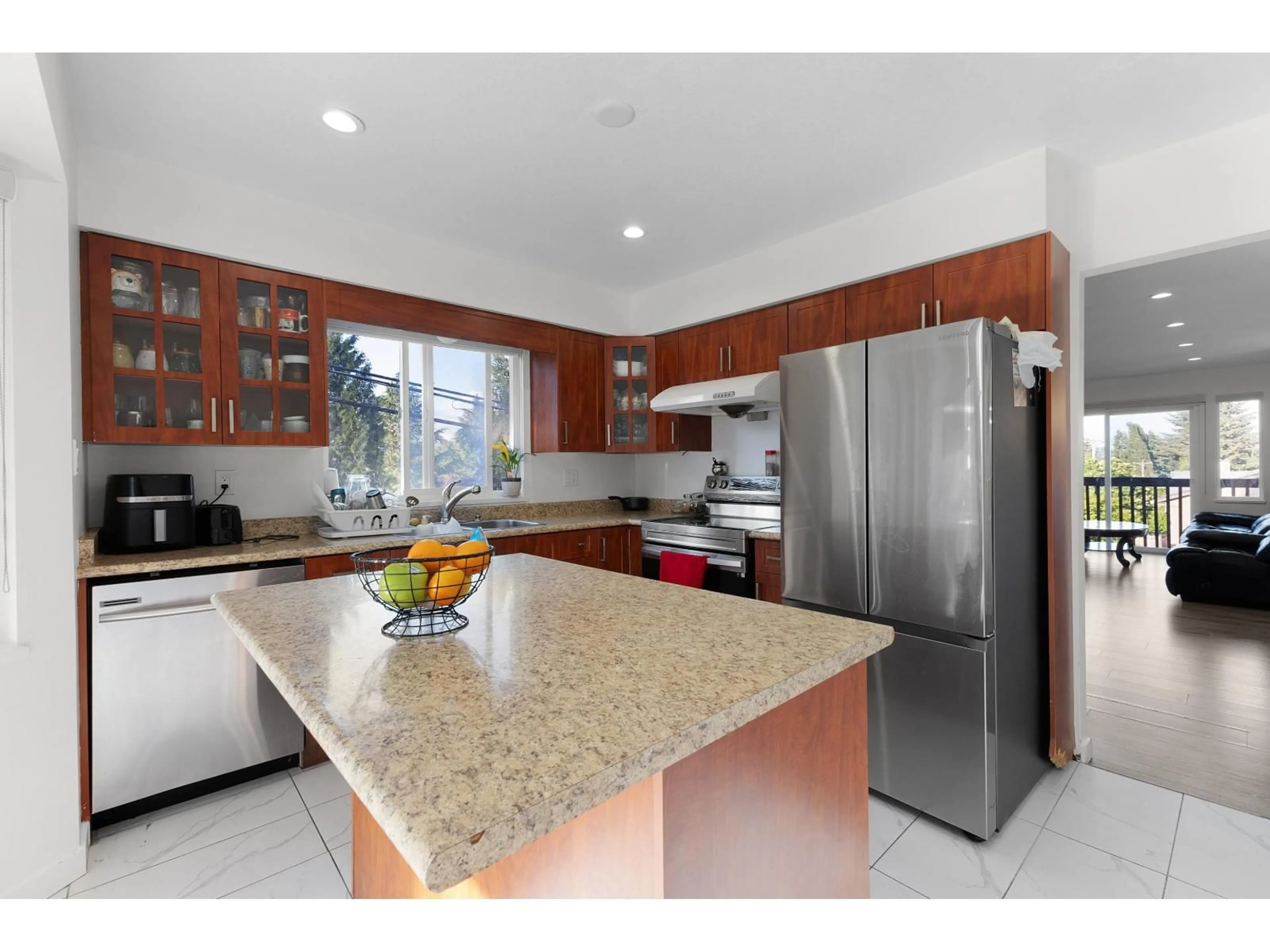 Unknown for 7991 138A STREET, Surrey British Columbia V3W7E8