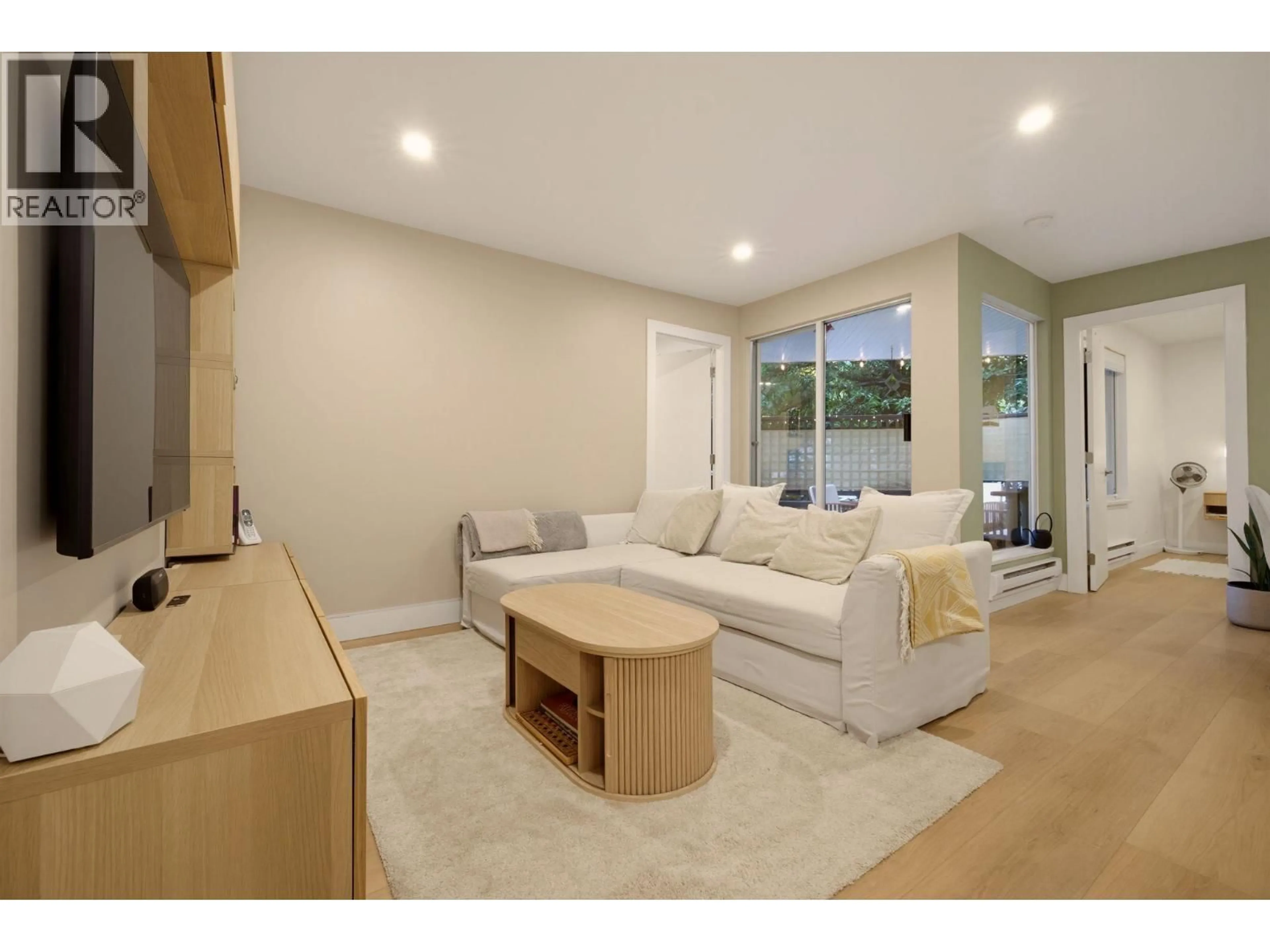 Living room with furniture, unknown for 204 - 1345 COMOX STREET, Vancouver British Columbia V6E4E4