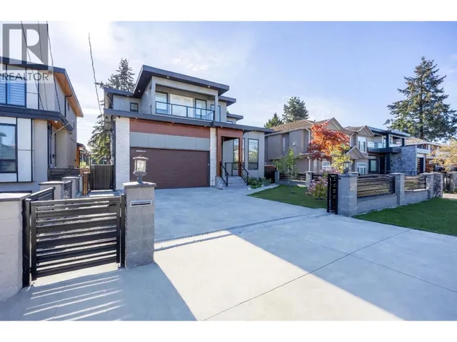 7830 16TH AVENUE, Burnaby 2