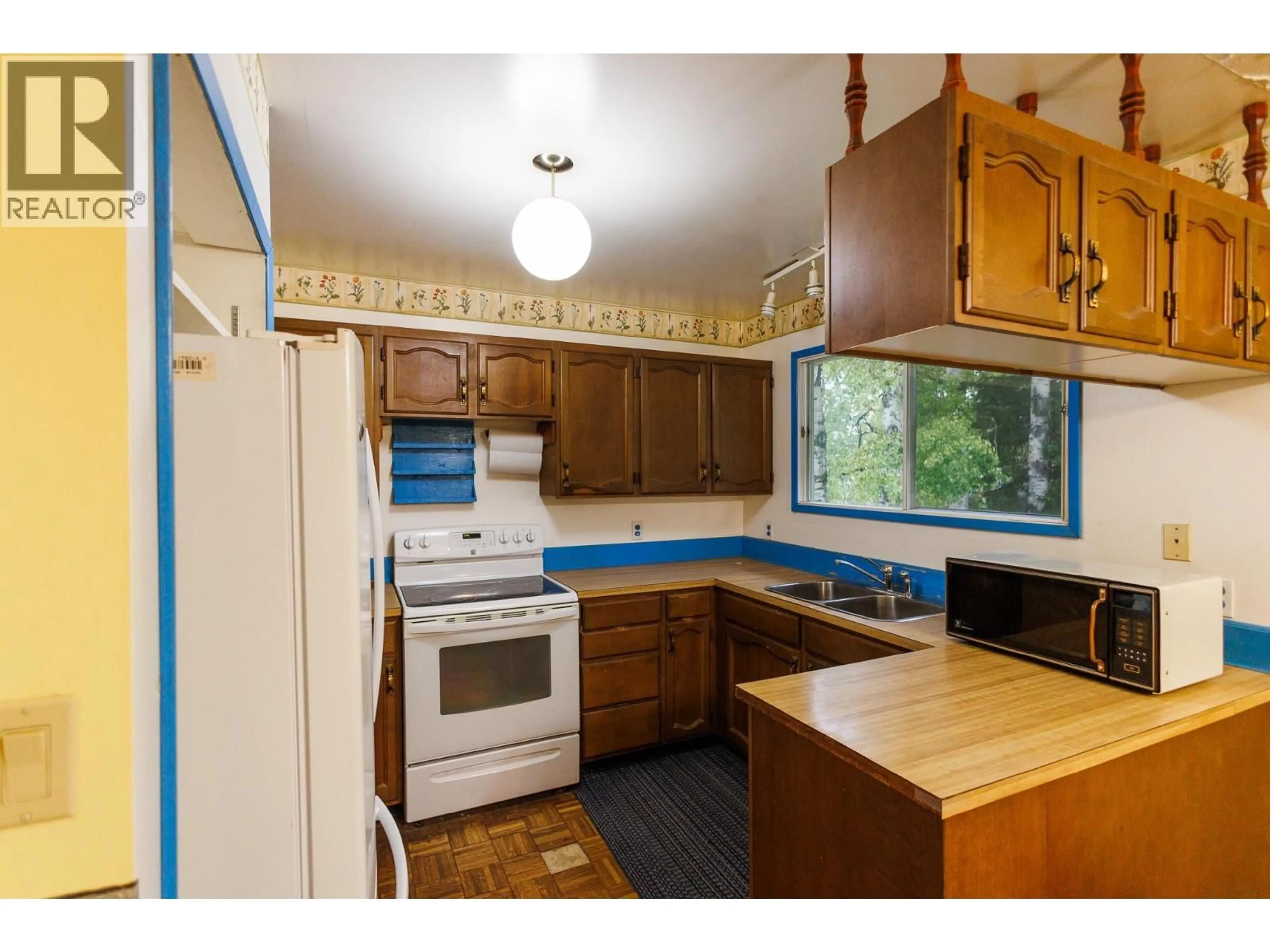 Standard kitchen, wood/laminate floor for 2504 KERR STREET, Terrace British Columbia V8G2K3
