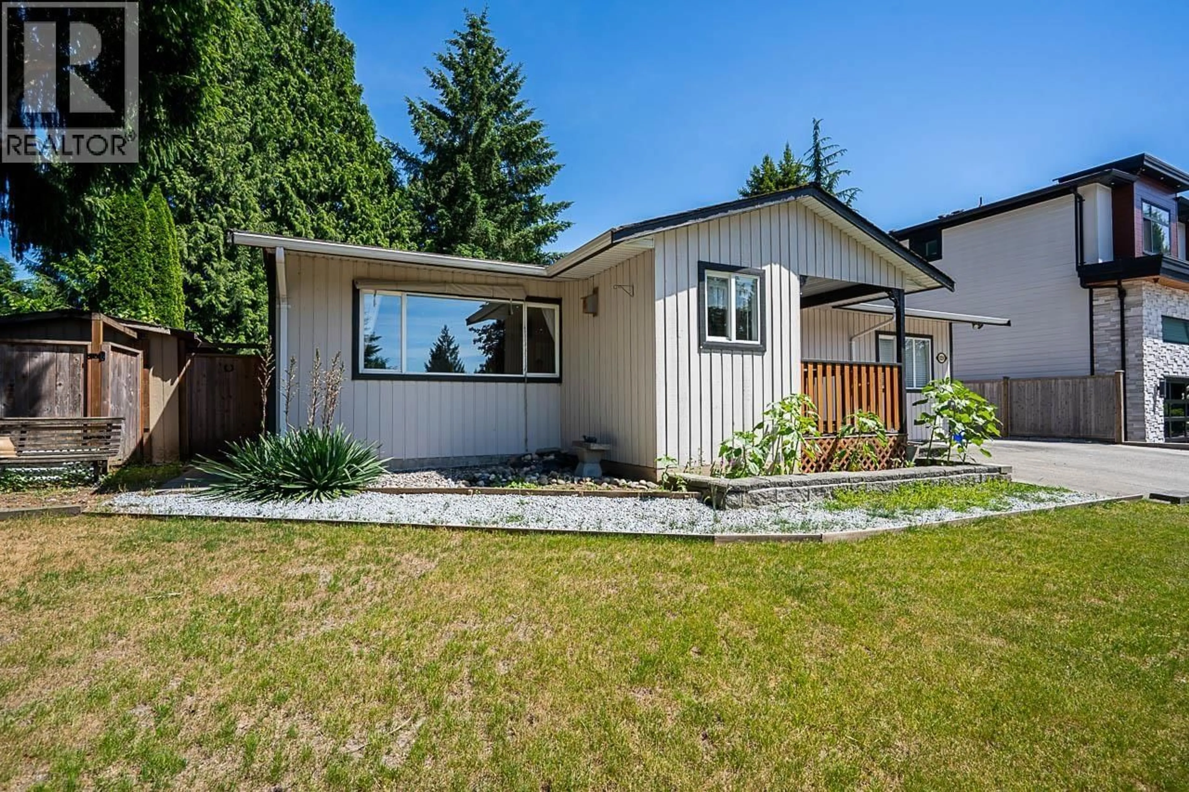 Home with vinyl exterior material, street for 12214 211 STREET, Maple Ridge British Columbia V2X8C9