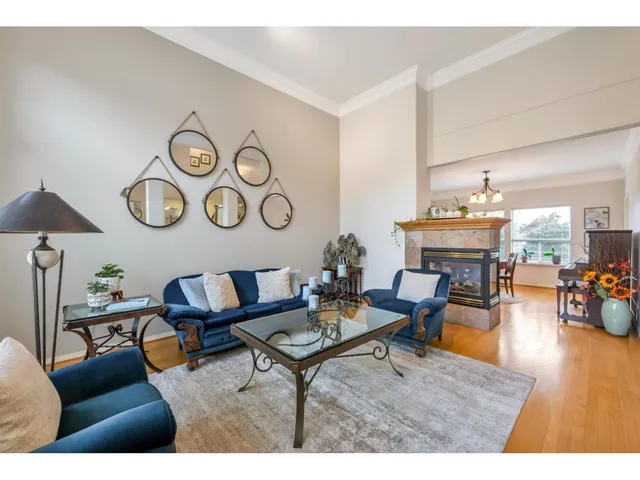 21679 52 AVENUE, Langley 5