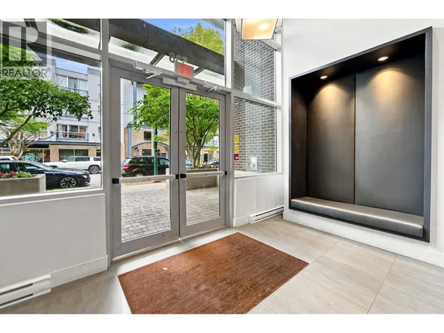 705 - 538 7TH AVENUE, Vancouver 3