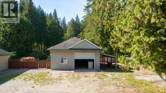 619 OCEAN VIEW, Gibsons 2