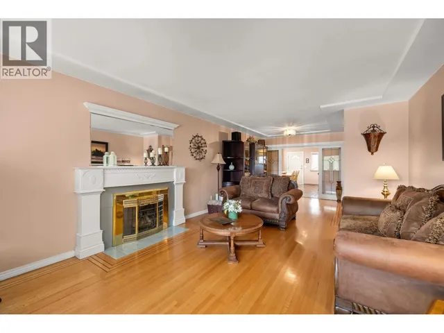 2515 45TH AVENUE, Vancouver 4