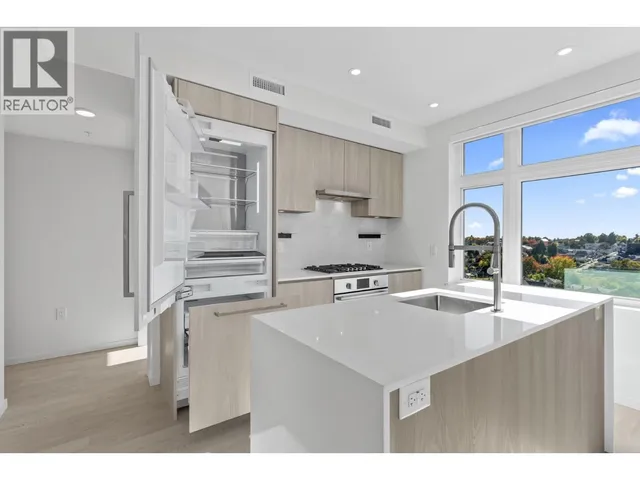 603 - 3264 VANNESS STREET, Vancouver 5