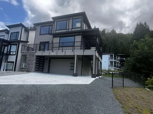8447 FOREST GATE DRIVE, Chilliwack 2