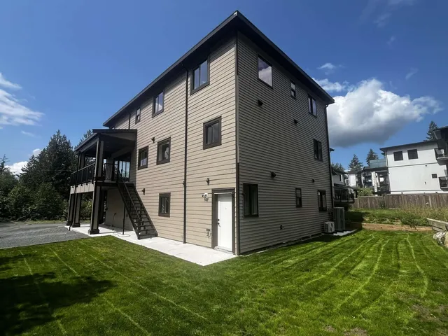 8447 FOREST GATE DRIVE, Chilliwack 4