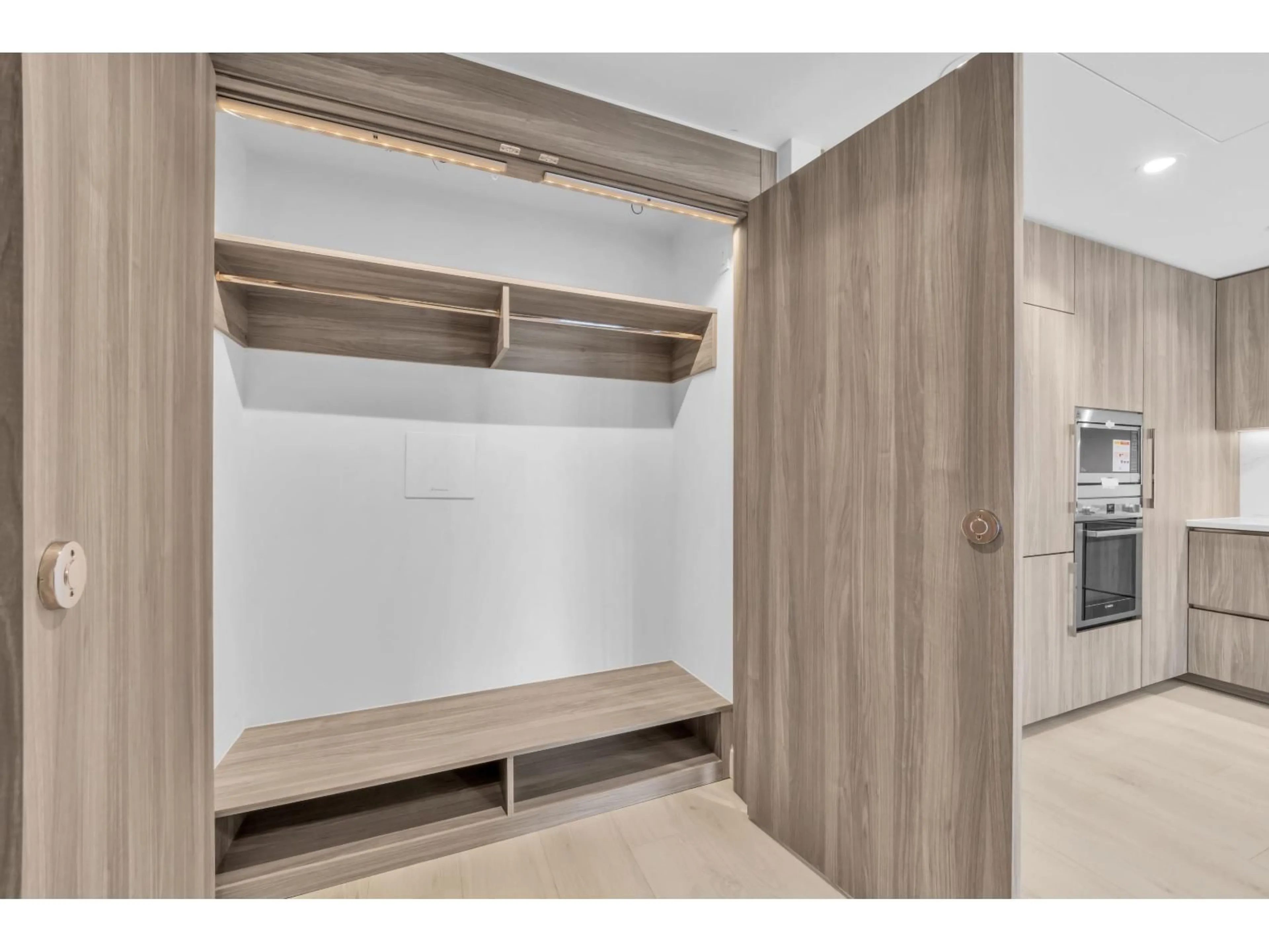 Storage room or clothes room or walk-in closet for 801 - 9887 WHALLEY BOULEVARD, Surrey British Columbia V3T0P4
