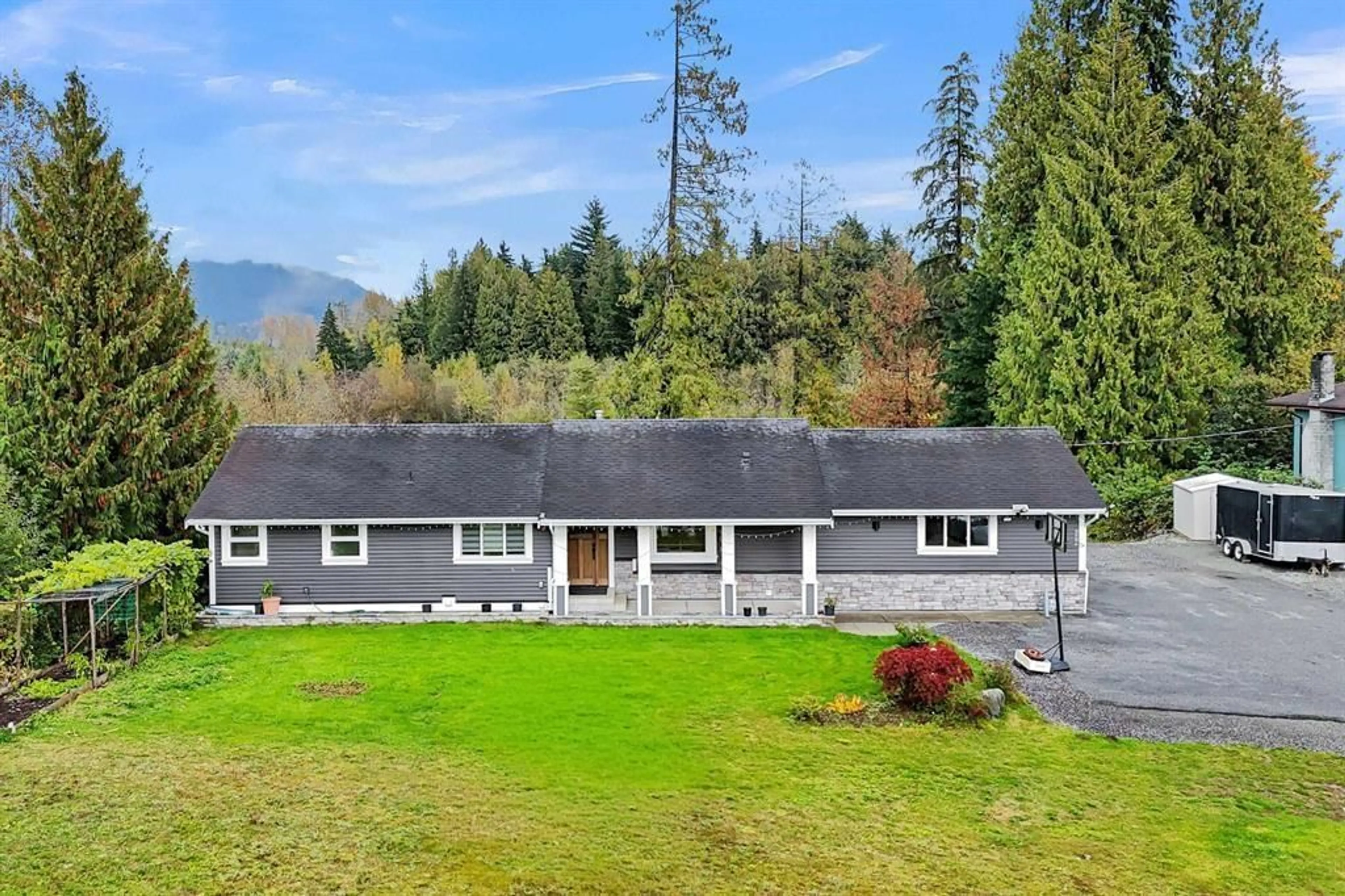 A pic from outside/outdoor area/front of a property/back of a property/a pic from drone, mountain view for 8972 DEWDNEY TRUNK ROAD, Mission British Columbia V2V6Y1