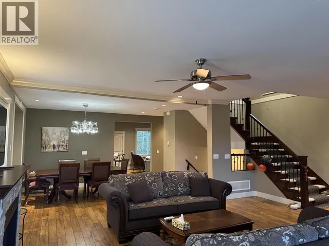 3373 FRANCIS CRESCENT, Coquitlam 3