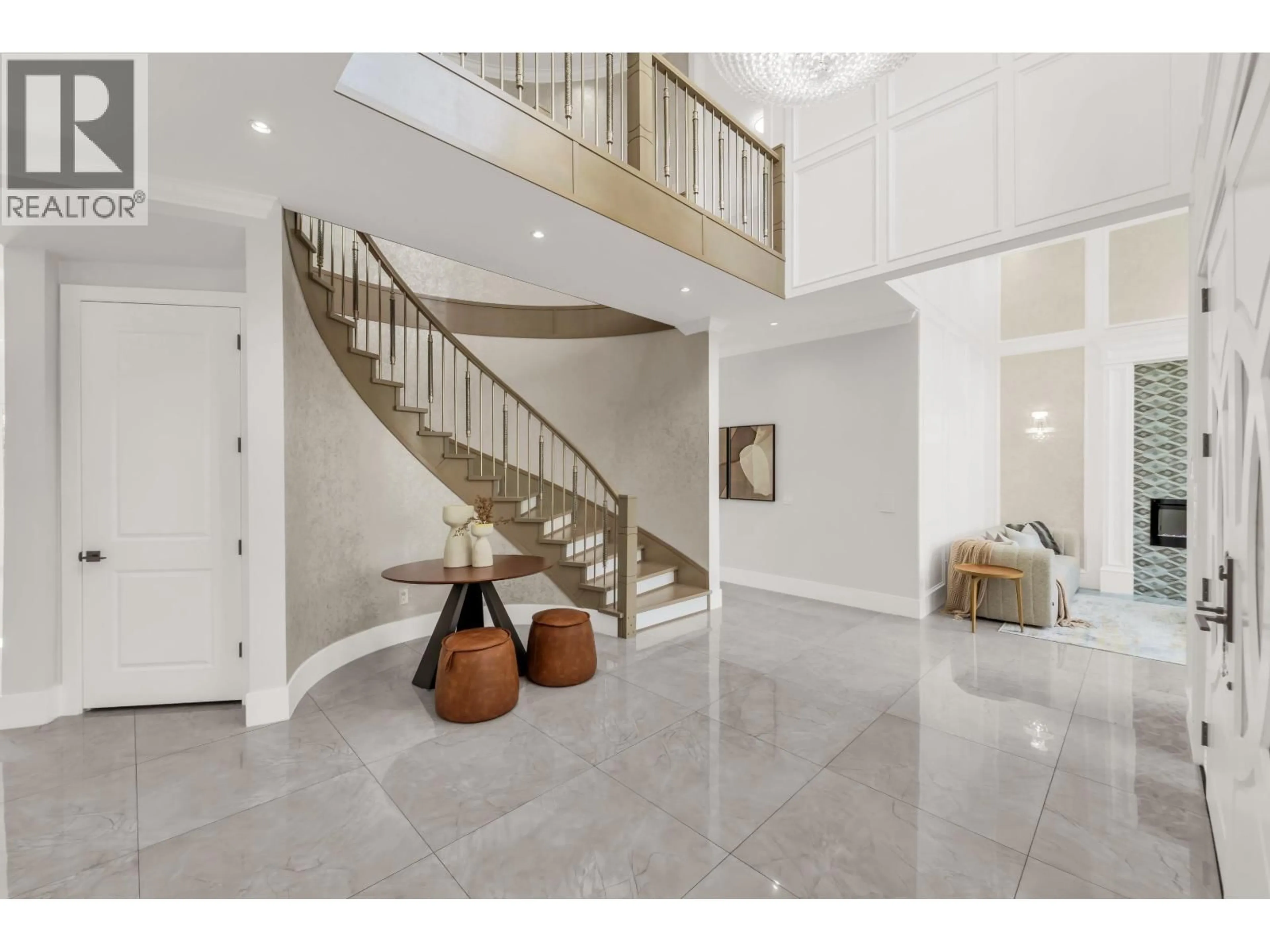 Indoor foyer for 8580 CAMDEN CRESCENT, Richmond British Columbia V7C3G4