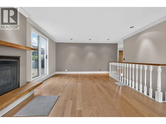 6338 WALTHAM AVENUE, Burnaby 4