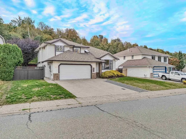 2907 CROSSLEY DRIVE, Abbotsford 1