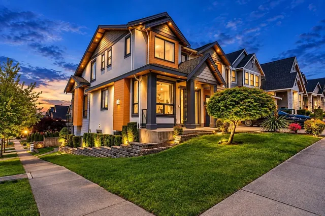 7667 155 STREET, Surrey 3