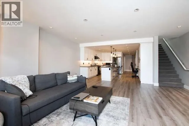 102 - 4876 DELTA STREET, Delta 4