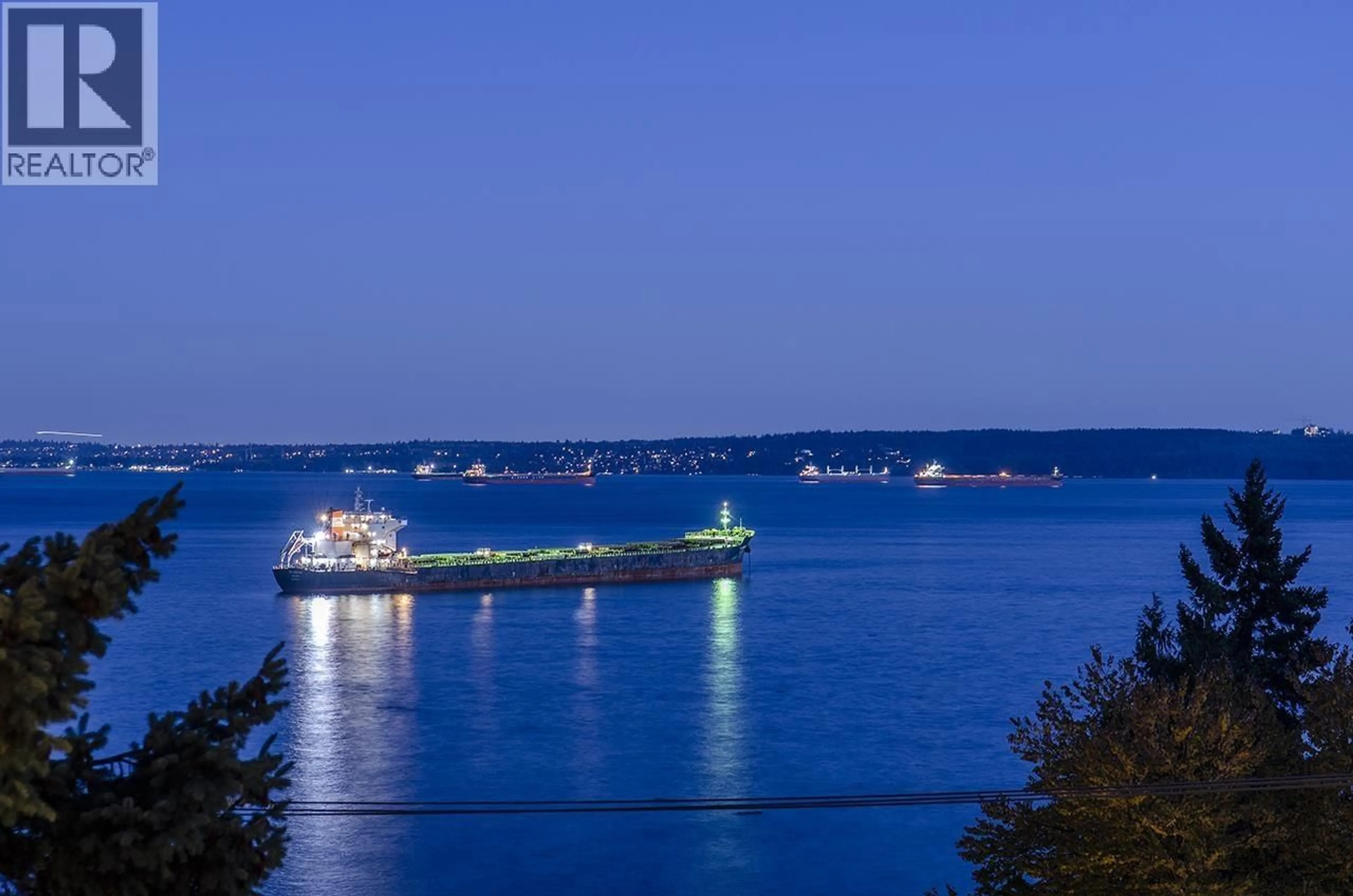 Blurry image for 4651 MARINE DRIVE, West Vancouver British Columbia V7W2P1